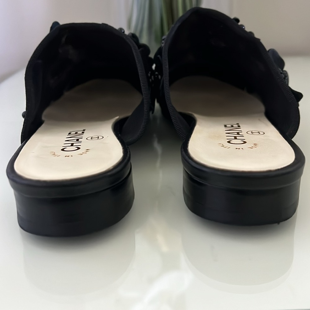 Authentic Chanel  mules - Picture 15 of 17